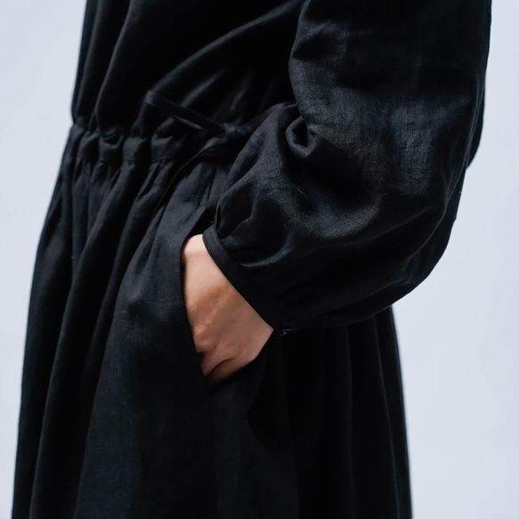 [wafu] [亞麻洋裝] 腰部襯衫點袖洋裝/黑色 a012i-bck1 第17張的照片