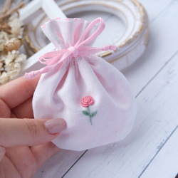 バラ刺繍パッチンピン♡むらさき 薔薇刺繍と花柄のぱっちんピンSet(オレンジB) ヘアピン ししゅ