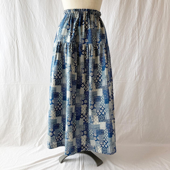 [日式]優雅別緻的層疊裙：85cm長（kasuri棉：藍色） 第2張的照片