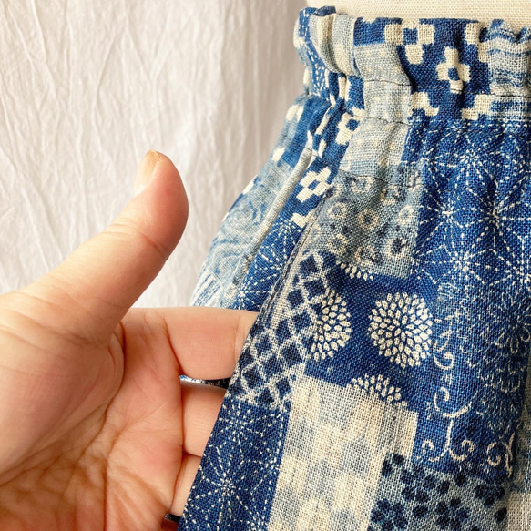 [日式]優雅別緻的層疊裙：85cm長（kasuri棉：藍色） 第4張的照片