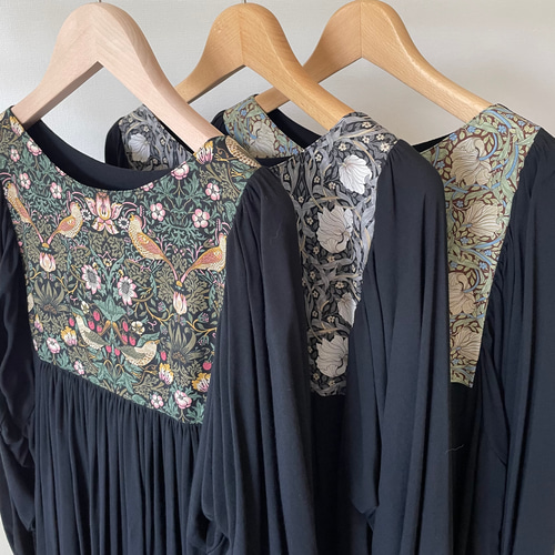 ウィリアムモリス【いちご泥棒】ヨーク切替えコットンリネンワンピース