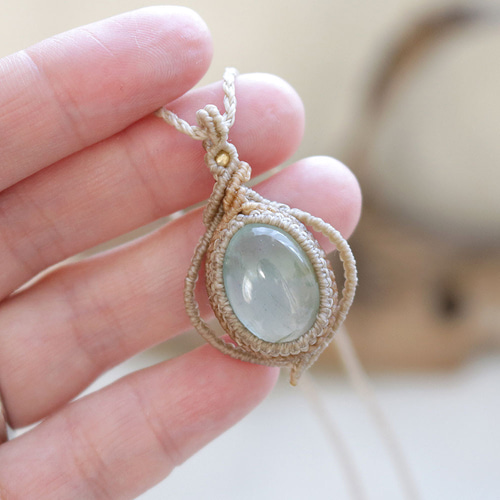 アクアマリンマクラメネックレスmac317 ネックレス・ペンダント