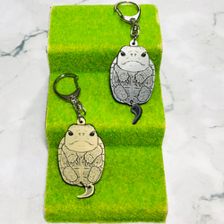 専用　ハンドメイド　刺繍　フトアゴヒゲトカゲ　バッグ　キーホルダー 専用 ハンドメイド 刺繍 フトアゴヒゲトカゲ バッグ キーホルダー