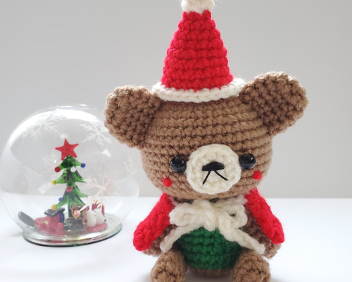 クリスマスツリー フーディー フードあみぐるみ 黒くまさん クリスマスくまさん あみぐるみ fu-rin 通販 15141838｜Creema(クリーマ)