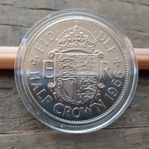 イギリス 英国 古銭 エリザベス2nd ハーフ クラウン コイン 1966 昭和