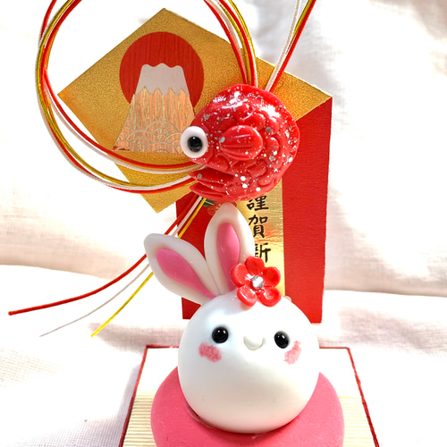 ☆うさぎちゃんのめで鯛飾り(受注生産) 樹脂粘土 置物 お正月