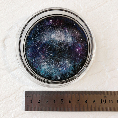 新作】まるで絵画！手書きの宇宙塗りと輝く星が幻想的なレジン