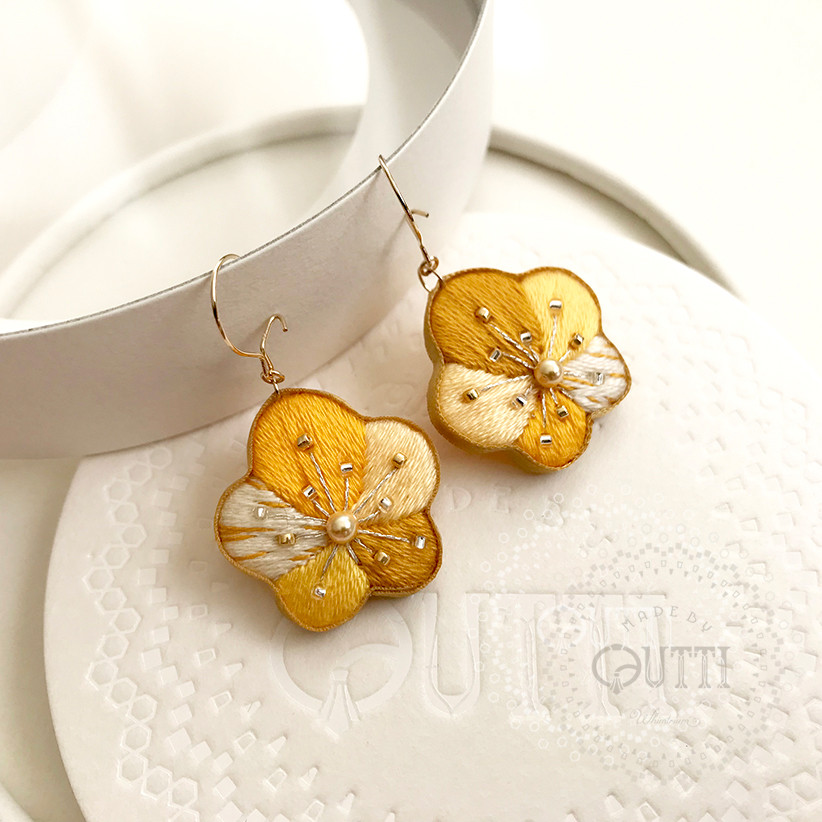 1点品】14KGF/和風刺繍: '頬咲 -Hohoemi' P/E #蜜色 -ﾋﾟｱｽ