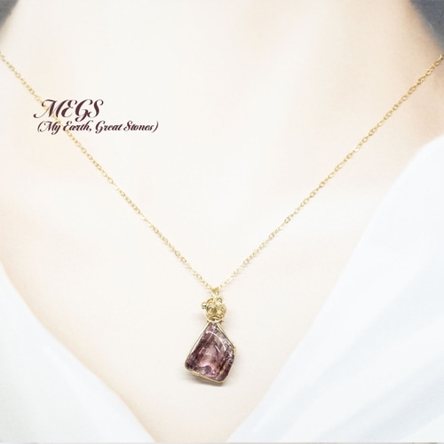 アンダラクリスタル パープル×クリア ～聖 ワイヤーアートペンダント