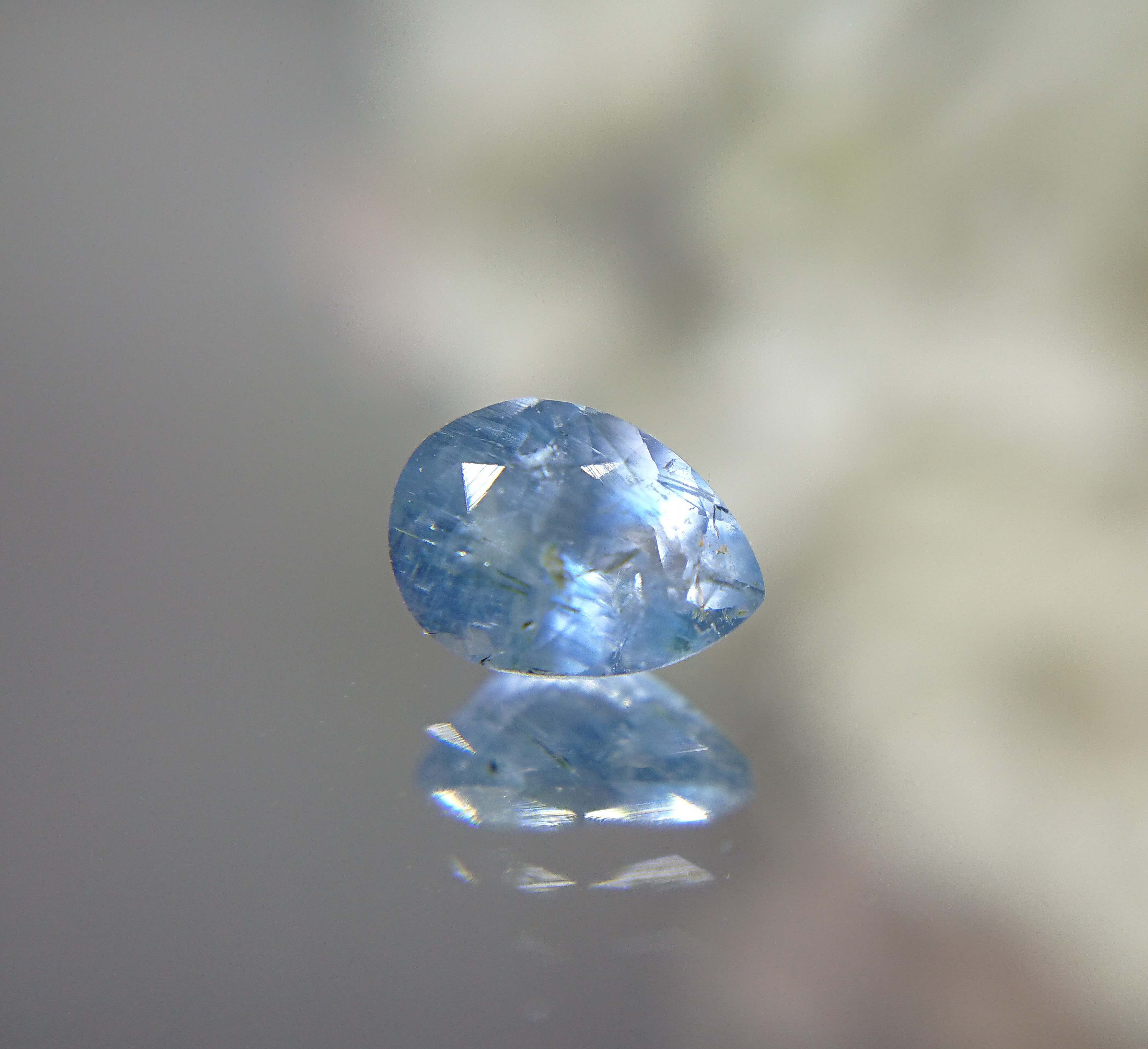 アルカリベリル ボロビエバイト 0.65ct ⭐132301 天然石 べるふ