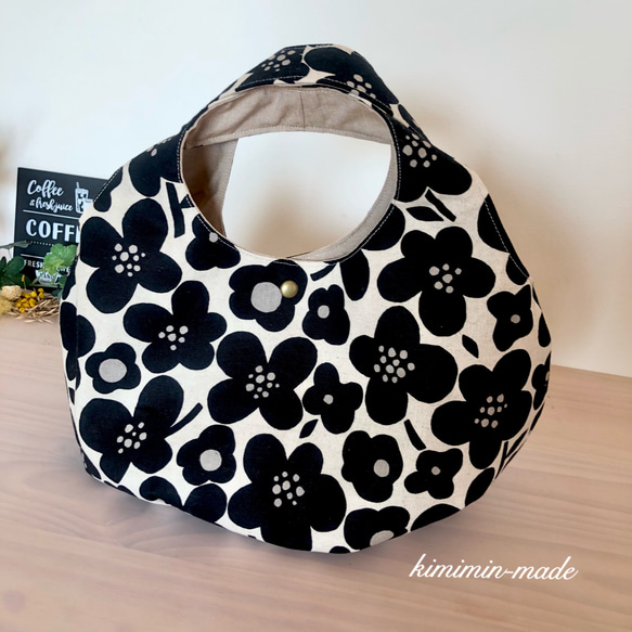 ブラック北欧柄】ころりんバッグ ☆トートバッグ 冬生地 トートバッグ