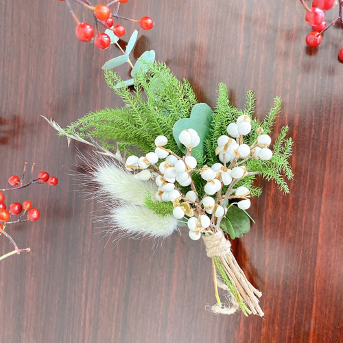 White & Green ナチュラル お正月飾り2Wayでスワッグにも ナンキンハゼ