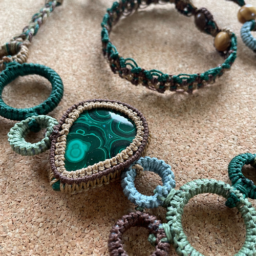 孔雀石✳︎みどりのお守り ネックレス・ペンダント やかん堂 通販