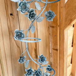 手作りのカップホルダー ① ミニバラの鉄細工 フラワーポット  ガーデンオーナメント 4枚目の画像