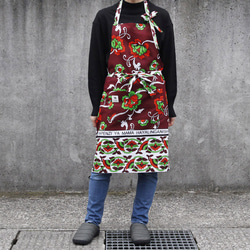 カンガのエプロン（マルーン × スカーレット）エプロン アフリカ布 母の日 ギフト 2枚目の画像