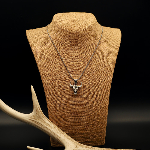 CNK-64 バッファロースカル シルバー ペンダントトップ ダメイル