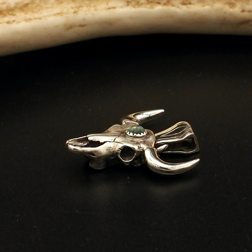 CNK-64 バッファロースカル シルバー ペンダントトップ ダメイル