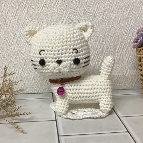 ☆白いねこちゃん☆ あみぐるみ 編みぐるみ あみぐるみ くり