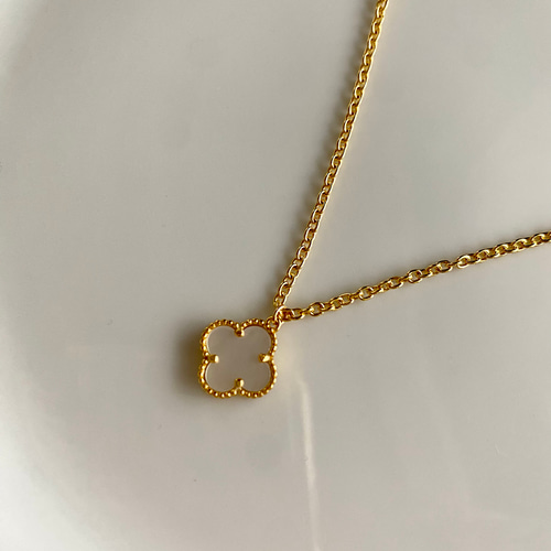 胡蝶貝調クローバーネックレス 緑蝶貝四葉クローバーレディースネックレス 最高のギフト