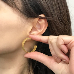 Big Ribbon Hoop ピアス【ete172】 7枚目の画像