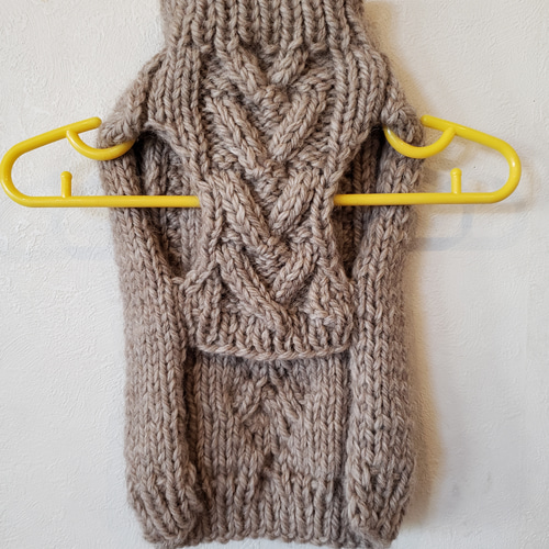 犬服♪V字アラン模様ざっくりとした手編みセーター(ミルクモカ)小型犬