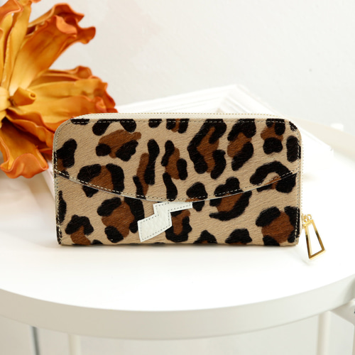 ラージレオパード】イタリアンレザーの毛付きレザー/思わず誰かに見せ