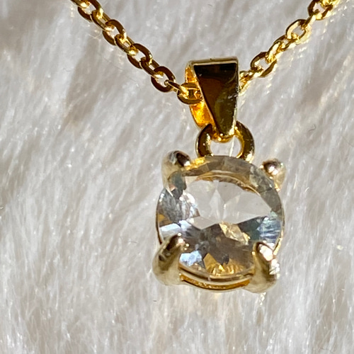 綺麗❗️幻惑の石✨スファレライト✨ペンダントトップ✨ダイヤモンド✨簡易鑑別付 スファレライト(宝石名スファレライト)スペイン産 識別済 5.89ct