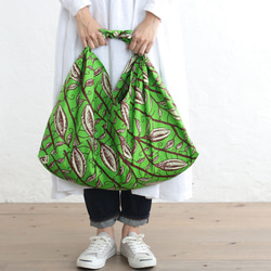 alinのあづま袋 L 65cm エコバッグに アフリカンバティックあずま袋 マチ付き （カカオ/グリーン） 4枚目の画像