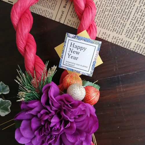 しめ縄2023 】縦長のしめ縄飾り(レッド) 赤 お正月飾り 玄関飾り