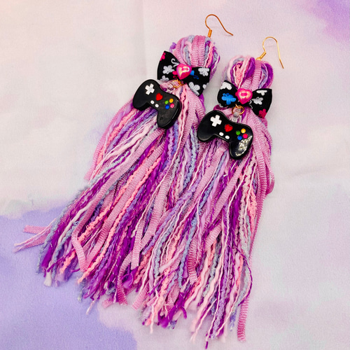 ゲーム中毒者 ロングタッセルピアス イヤリング変更可！プレゼントにも