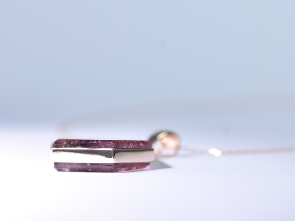 Red Geothite in Amethyst Quartz_19.50ct/k18PG Necklace 4枚目の画像