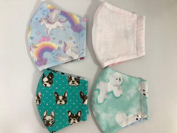 【SALE】４枚セット　立体 マスク ⑧　 裏も可愛い　内側Wガーゼ 　綿100　可愛い　犬　ペガサス 3枚目の画像