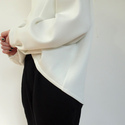 Double Air Mock Neck Pullover &lt;Off White&gt; 第5張的照片