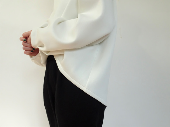 Double Air Mock Neck Pullover &lt;Off White&gt; 第5張的照片