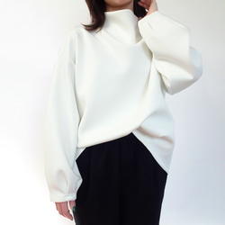 Double Air Mock Neck Pullover &lt;Off White&gt; 第1張的照片