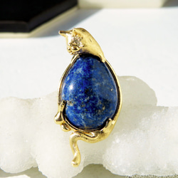 ねこのラピス ブローチ / Lapis Lazuli Cat Brooch 3枚目の画像