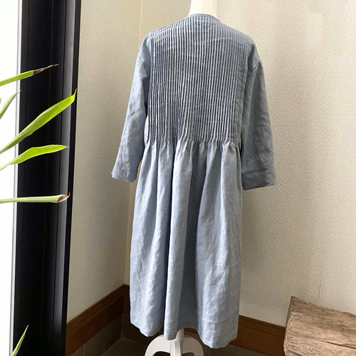 リネンのピンタックワンピース（ブルーグレー） ワンピース moco 通販  