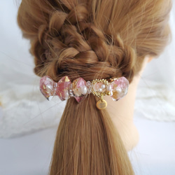 【受注製作】【ピンク】フラワーレジン鉱石風 ヘアクリップ♡ ドライフラワー 上品  花氷 花鉱石 3枚目の画像