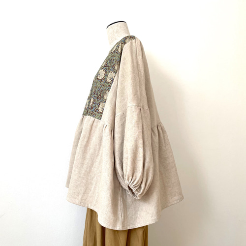 □新作ウィリアム・モリス〔ピンパネル〕ハーフリネンWガーゼギャザー