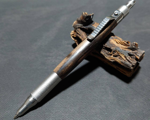 黒柿製シャープペンシル 杢軸シャーペン】くろがき（黒柿） 孔雀杢 / 0.5mmシャープ