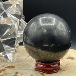 ◇送料無料 【再販】AAA シュンガイト スフィア 丸玉 56.8cm 220g 天然