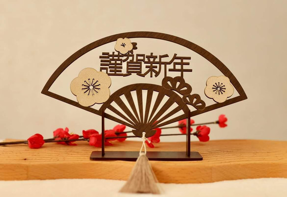 3色　木製　扇子　謹賀新年　台座付き　正月飾り　飾り　お正月 13枚目の画像