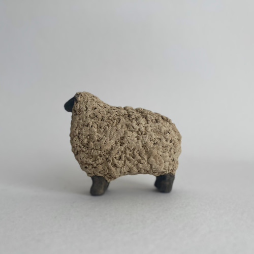 羊のオブジェ a-06 立体・オブジェ Ame to Mori 《雨と森》 通販