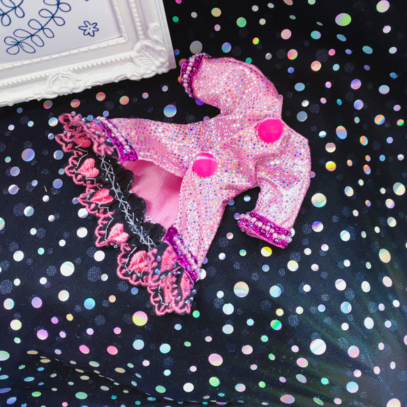 可愛いドールのキラキラドレス　オール手縫い　リカちゃん・ネオブライスサイズ　人形服　アウトフィット　送料無料 7枚目の画像