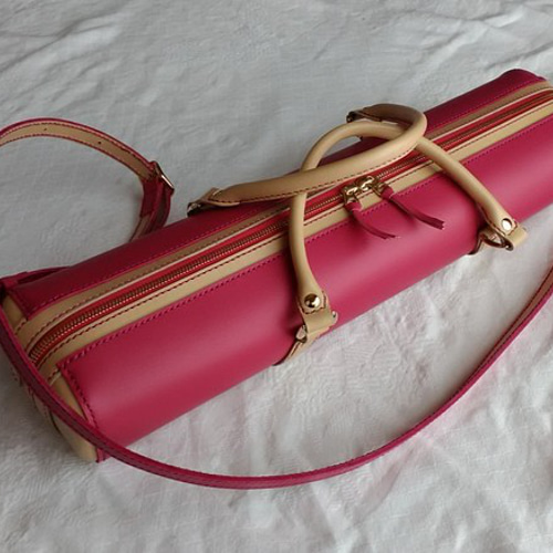 ヌメ革のフルートケースカバー（横置き・小型） その他バッグ isohiyo