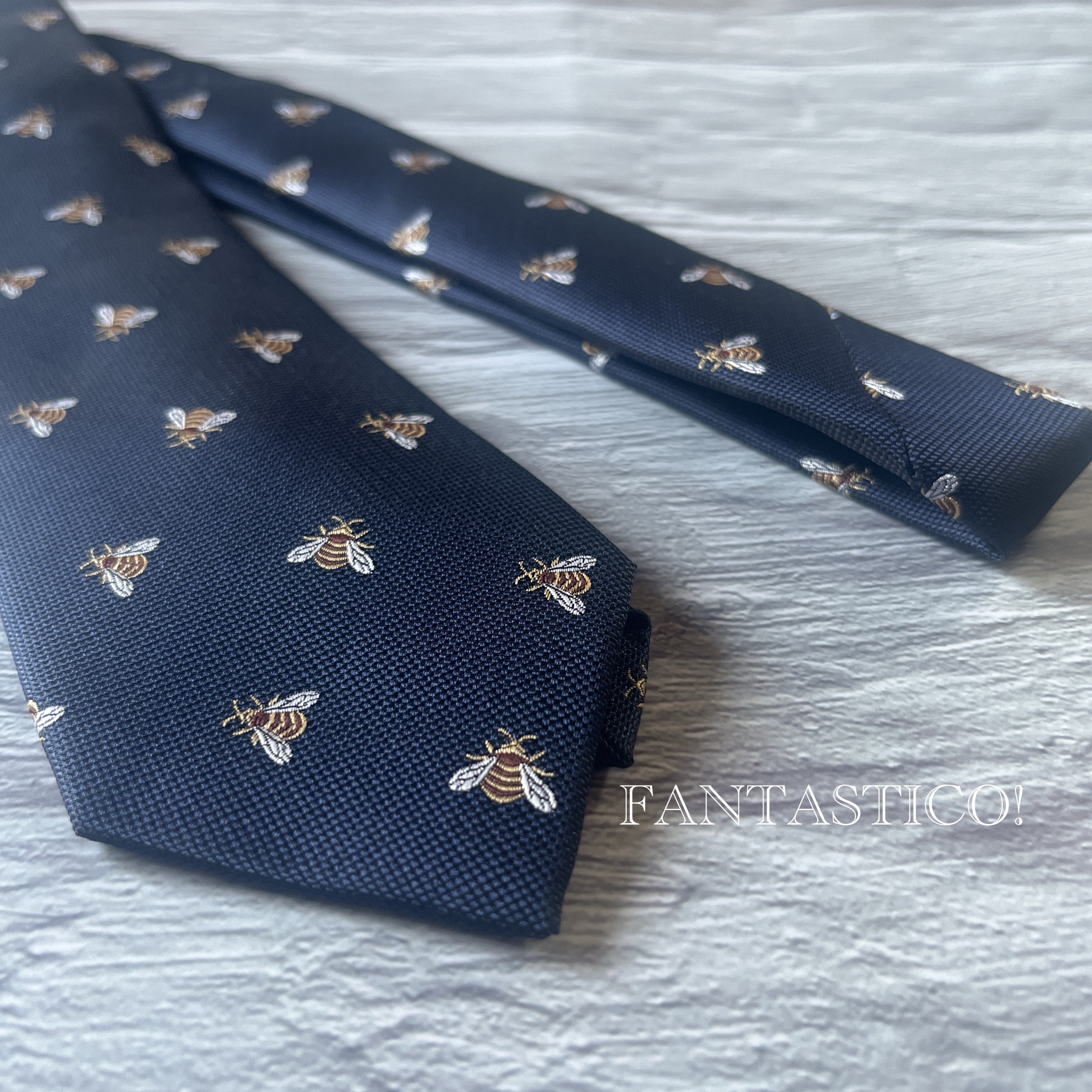 送料無料 いつまで ネイビー ⑬GUCCI 星と蜂刺繍 ネクタイ 小物