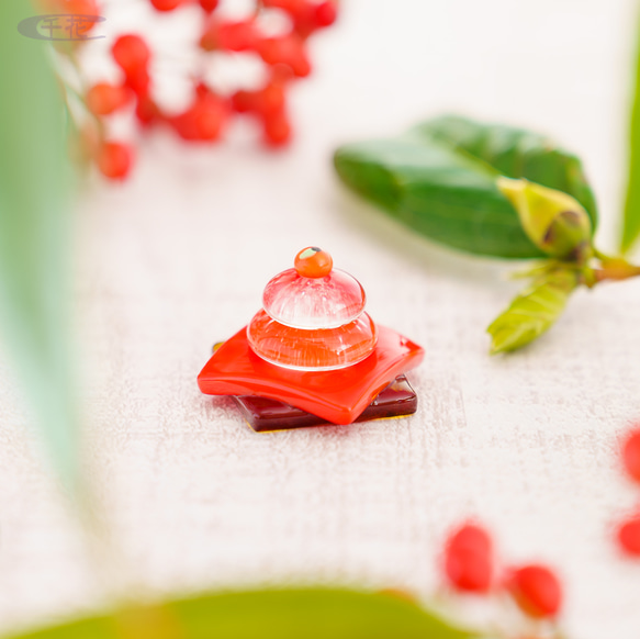 ガラスのミニ鏡餅＊本体クリア＊台座 赤&アンバー＊お正月飾り［ID