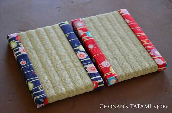 即納可【ちりめん】まんまる椿　ミニ畳（濃紺） 5枚目の画像