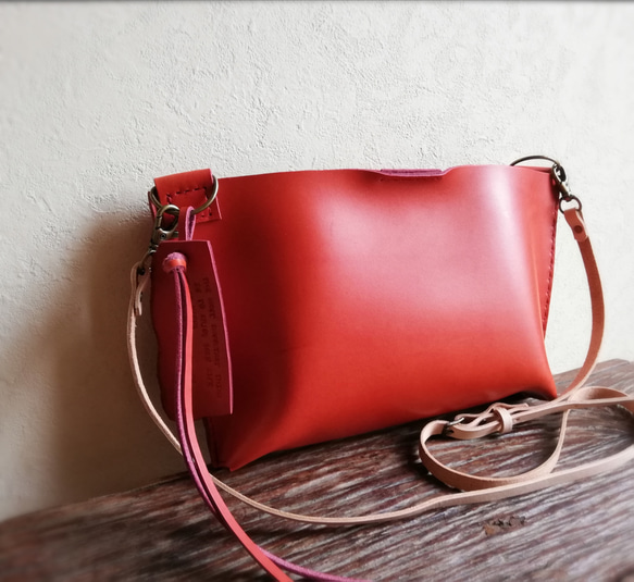 mini shoulder bag　チャイニーズレッド　オイルレザー 10枚目の画像