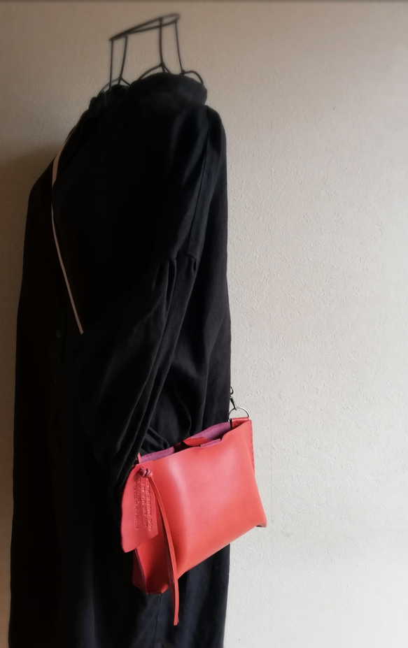 mini shoulder bag　チャイニーズレッド　オイルレザー 18枚目の画像